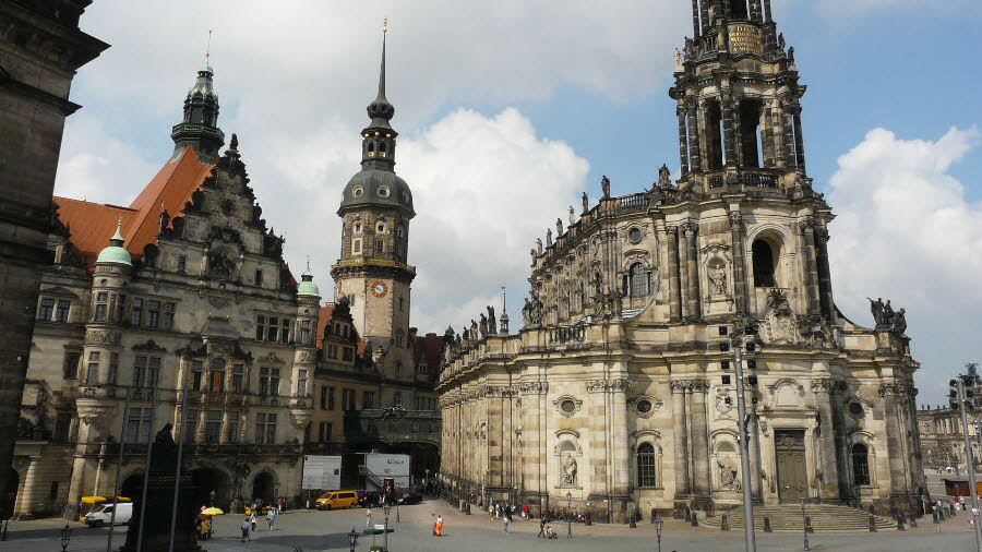 Katholische Hofkirche